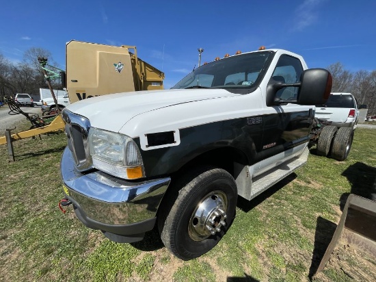 FORD F350 POWERSTROKE SINGLE CAB- NO BED 4WD 2004 MODEL W/ TITLE