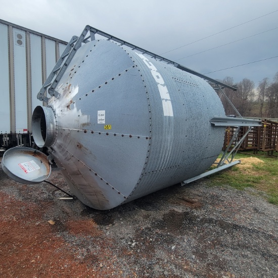 15 TON GRAIN BIN