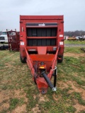 CASE 8430 ROUND BALER W/PTO