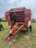 NEW HOLLAND 848 ROUND BALER