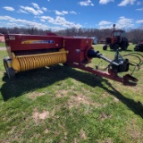 NEW HOLLAND 14 LAYLINER SQUARE BALER