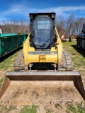 2006 82 HP CAT SKIDSTEER 262B - TWO SPEED - 1800 HOURS