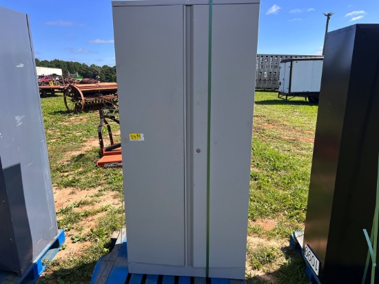 Shop Cabinets