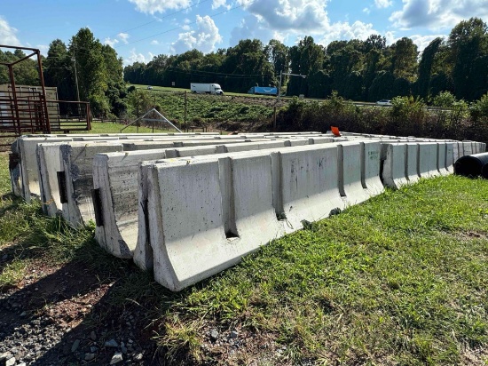 T-Lock 12' Jersey Barriers