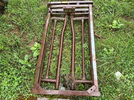 Head Gate