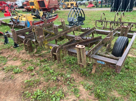 9 Shank Chisel Plow