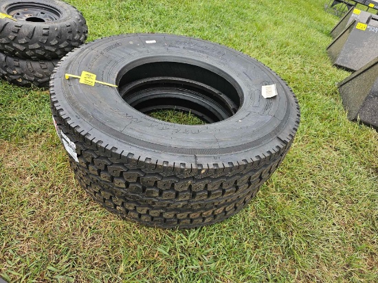 2 Tires 11R22.5
