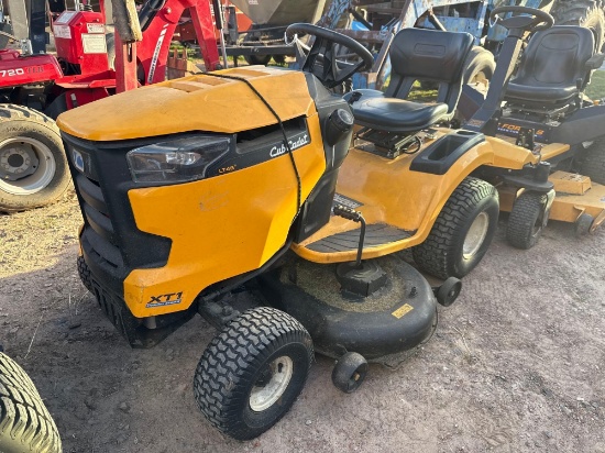 Cub Cadet xt 7