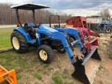 New Holland TC35 Tractor w/Woods Loader
