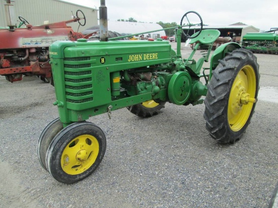JOHN DEERE H
