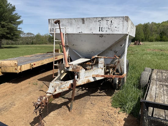 Spreader w/ Tandem Axle