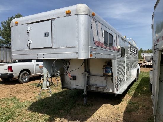 1986 4 Star Aluminum 4 Horse Slant Load