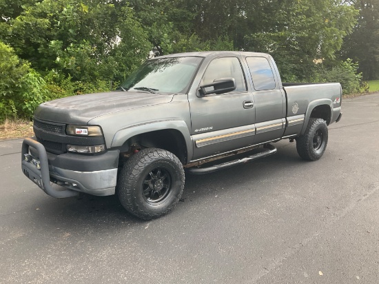 2002 Chevrolet Silverado Pickup Truck