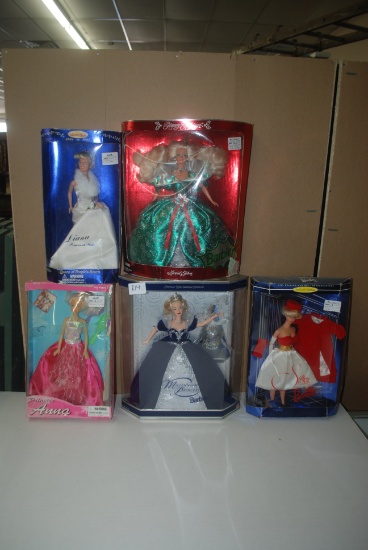 BARBIE DOLL LOT 2