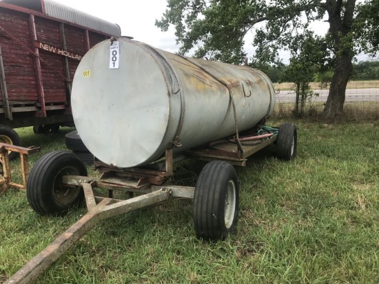 Water Tank on 4 Wheel Wagon, Pull Type Approx 12' Long, Approx 100 gal Tank with Pump