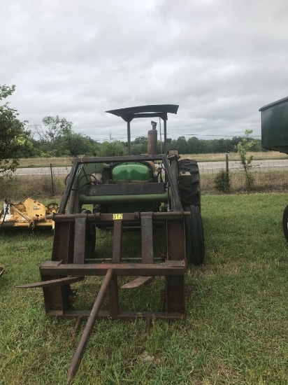 John Deere 2440 Tractor, with Bushhog 2425QT Front End Loader, with hay spear, with 40" Pallet Forks