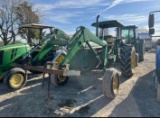 JOHN DEERE 2950 TRACTOR WITH JOHN DEERE FRONT END LOADER WITH HAY SPEAR, RUNS
