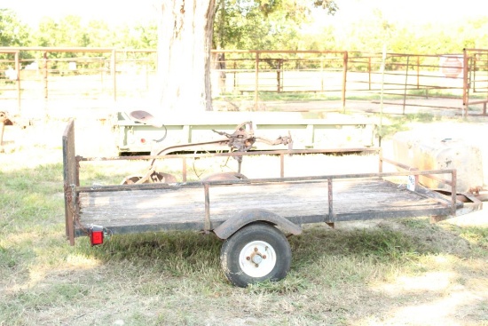 BUMPER PULL  UTILITY TRAILER WITH GATE 4' 1/2" x 8'