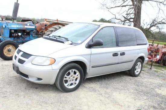 2003 Dodge Caravan Van, RUNS, DROVE IN, AC/HEAT WORKS, TITLE IN HAND, SHOWING 153,822 MILES