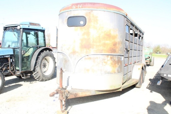 1995 S&H HORSE TRAILER 3 HORSE SLANT, BUMPER PULL, TANDEM AXLE SIDE ENTRY DOOR FRONT SADDLE ROOM