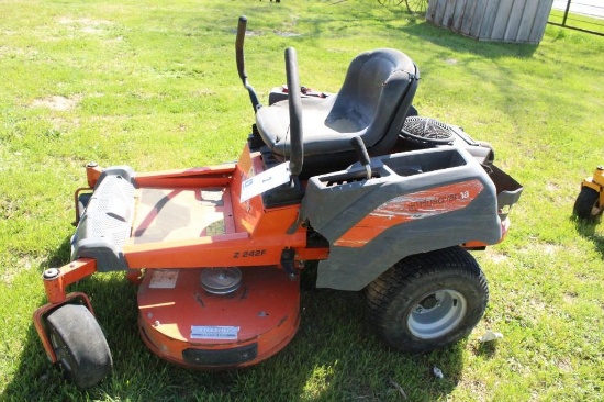 HUSQUVARNA Z242F ZERO TURN LAWN MOWER, 42'' DECK WITH KAWASAKI ENGINE, RUNS,