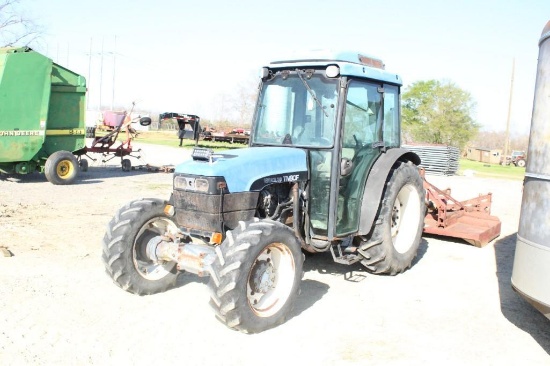 NEW HOLLAND TRACTOR, TN90F, RUNS BUT DOES NOT GO IN REVERSE, SERIAL NO. 16021600, SHOWING 9.5 HOURS