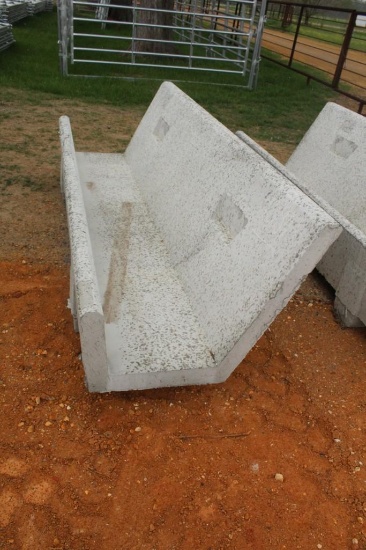 NEW 8 CONCRETE J BUNK WITH LEGS