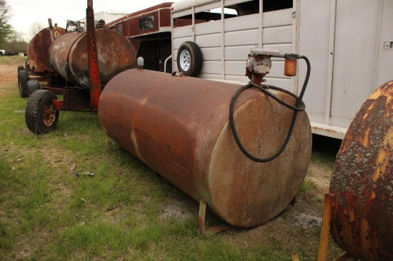 560 GAL FUEL TANK WITH PUMP