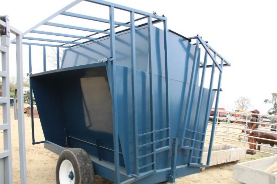 NEW BLUE 3 TON CREEP FEEDER WITH CREEP GATES