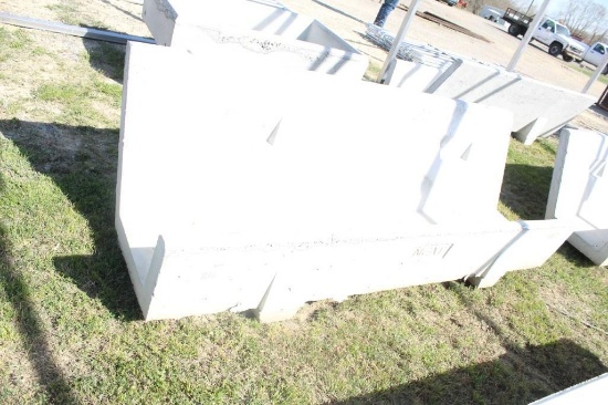 NEW 8' CONCRETE J BUNK FEEDER W/ LEGS