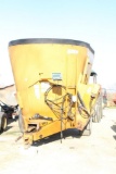 5055 KNIGHT VERTI-MAXXMIXER