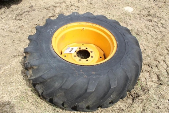 1CT 16.9-24 TRACTOR TIRE & RIM