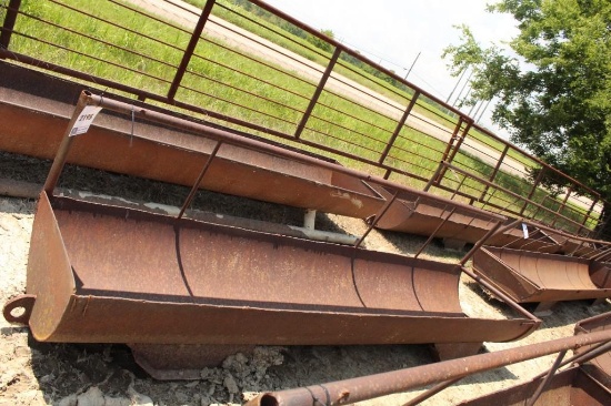 10' 4 1/2'' X 31'' STEEL FEED TROUGH
