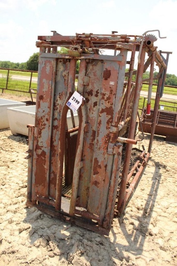 WORKING CHUTE