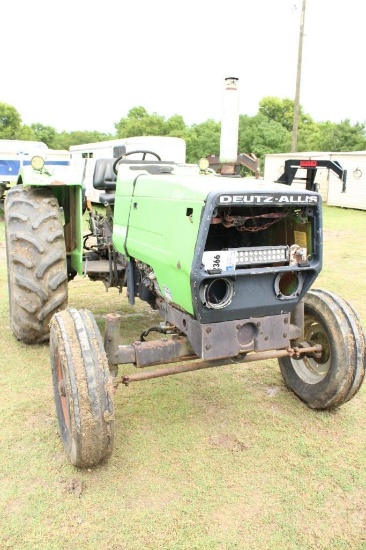 DEUTZ-ALLIS TRACTOR, MODEL NO: D1056/4- S, SN: 77303088, RUNS, 2WD