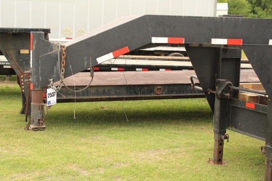 2001 32' FLATBED TRAILER, GOOSNECK, BOS ONLYMODEL: GN-32, WT: 24,000VIN: 17YGN3228113022747