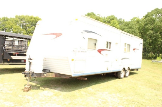 2004 JAY FLIGHT CAMPER, PULL BEHIND, 27' 9'' X 8' 1UJBJ02PX41EN0483, WT 7500