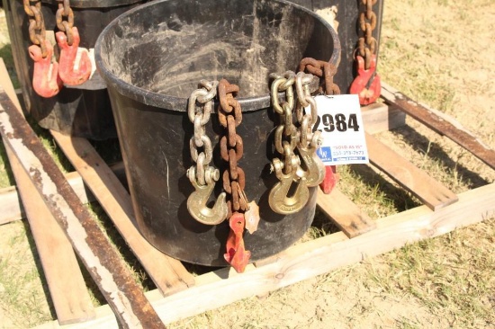 5CT ASSORTMEMT OF CHAINS