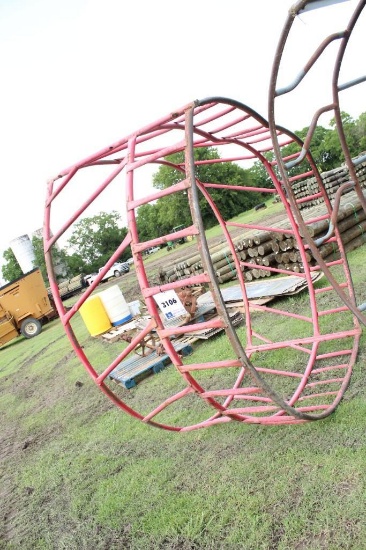 8' ROUND GAL. HAY RINGS- USED