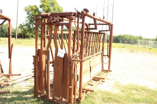 WORKING CHUTE