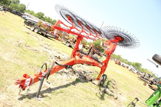 NEW AGLINE 10 WHEEL HAY RAKE W/ KCIKER WHEEL, HYDRAULIC, FIRST QUALITY, SN: 18722
