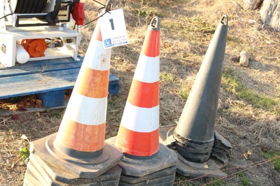 SAFETY CONES- APPROX. 20-23