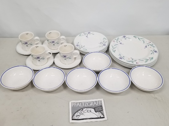 18 Piece Set of Pfaltzgraff Dishes: 4 Place Settings + 2 Bowls