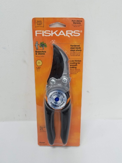 Fiskars Pruning Branches & Stems - New