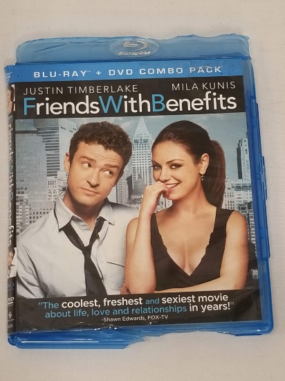 "Friends With Benefits" Blu-Ray + DVD Combo Pack (Damaged Case, New) - Rated-R