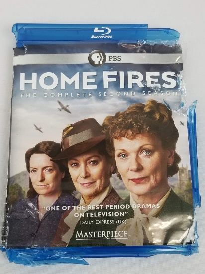 Masterpiece Theater "Home Fires" Season 2 on Blu-Ray (Damaged Case, New)
