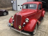1937 Ford Deluxe Pickup