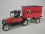 Ertl Collectibles 1918 Ford Model T Runabout IP Biloxi 1:25 Scale Model