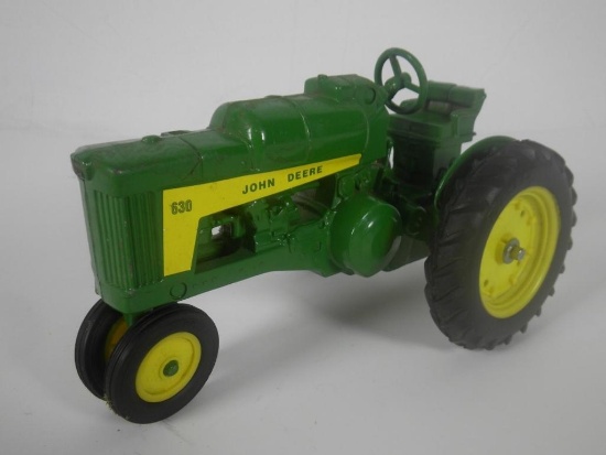 Ertl John Deere 630 Tractor 1/16 Scale Model (Right Rear Wheel Broken)