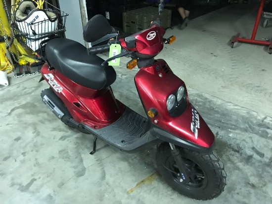 Yamaha Zuma Scooter with only 1182 Miles
